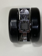 Rolle-hart-mit-Chromapplikation